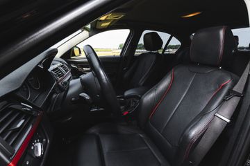 Voertuigafbeelding 17