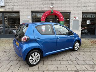 Voertuigafbeelding 19