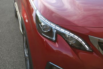 Voertuigafbeelding 8