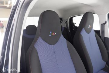 Voertuigafbeelding 9