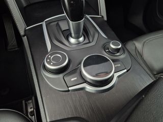 Voertuigafbeelding 16