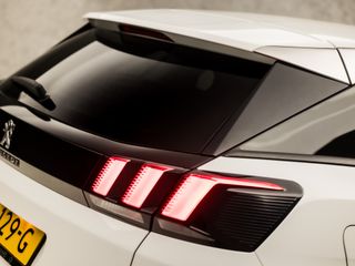 Voertuigafbeelding 30