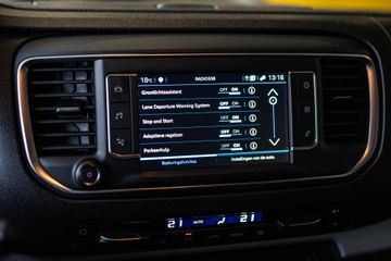 Voertuigafbeelding 21