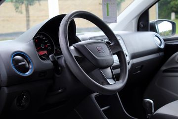 Voertuigafbeelding 8