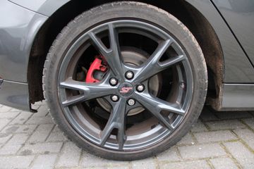 Voertuigafbeelding 38