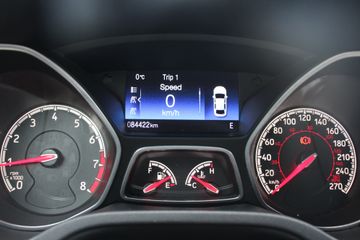 Voertuigafbeelding 9