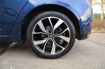 Voertuigafbeelding 33