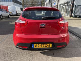 Voertuigafbeelding 5