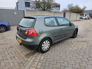 Voertuigafbeelding 5