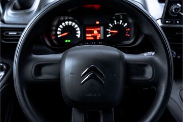 Voertuigafbeelding 13