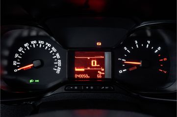 Voertuigafbeelding 14