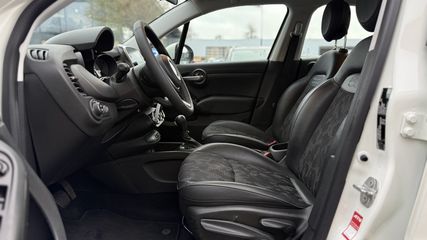 Voertuigafbeelding 6