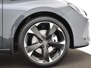 Voertuigafbeelding 3