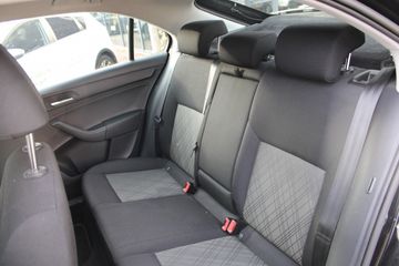 Voertuigafbeelding 17