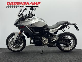 Voertuigafbeelding 8