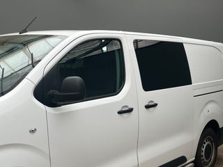 Voertuigafbeelding 16