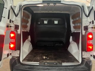 Voertuigafbeelding 22