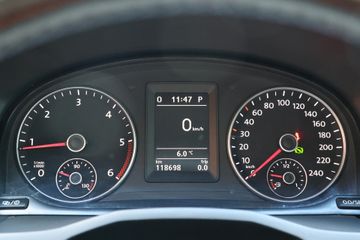 Voertuigafbeelding 6