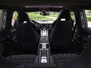 Voertuigafbeelding 12