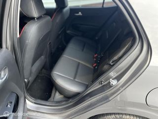 Voertuigafbeelding 11