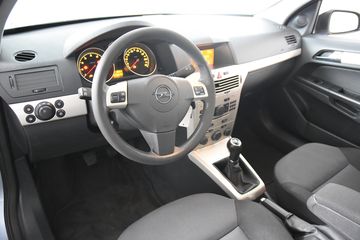 Voertuigafbeelding 12