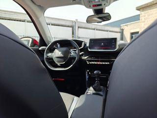 Voertuigafbeelding 13