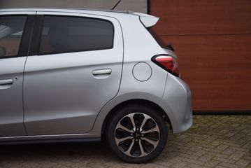 Voertuigafbeelding 4