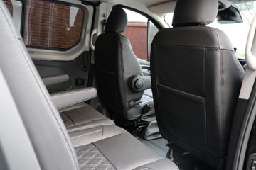 Voertuigafbeelding 28