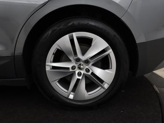 Voertuigafbeelding 36