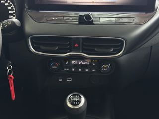 Voertuigafbeelding 27