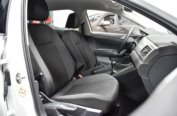 Voertuigafbeelding 17