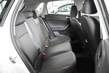 Voertuigafbeelding 18