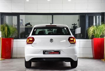 Voertuigafbeelding 5