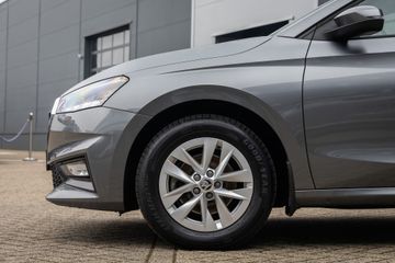 Voertuigafbeelding 7