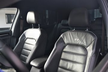 Voertuigafbeelding 2