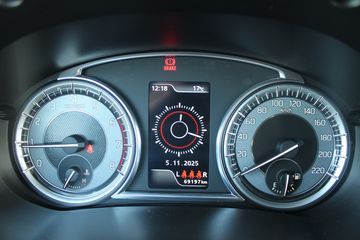 Voertuigafbeelding 13