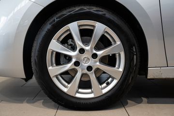 Voertuigafbeelding 3