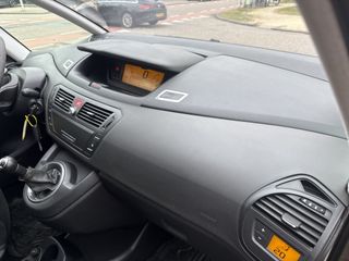 Voertuigafbeelding 36