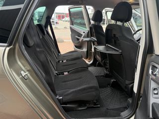 Voertuigafbeelding 42