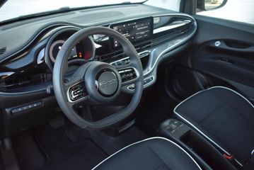 Voertuigafbeelding 12