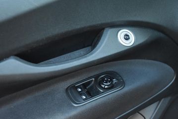 Voertuigafbeelding 24