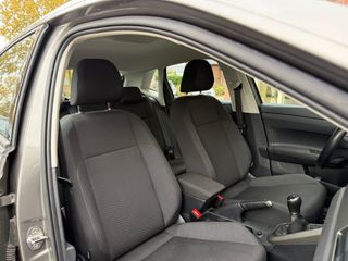 Voertuigafbeelding 36