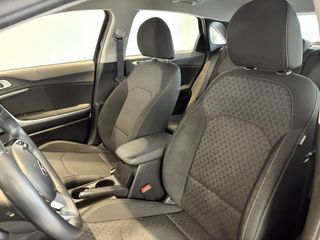 Voertuigafbeelding 7