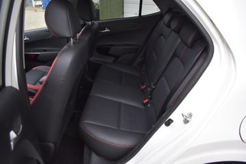 Voertuigafbeelding 12