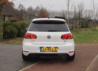 Voertuigafbeelding 8