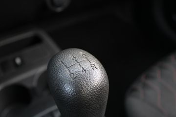 Voertuigafbeelding 10