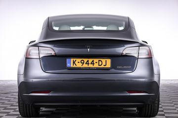 Voertuigafbeelding 23