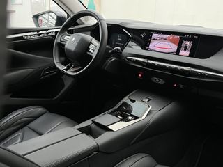 Voertuigafbeelding 26