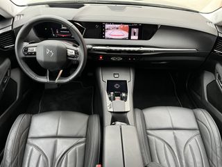 Voertuigafbeelding 6