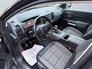 Voertuigafbeelding 13